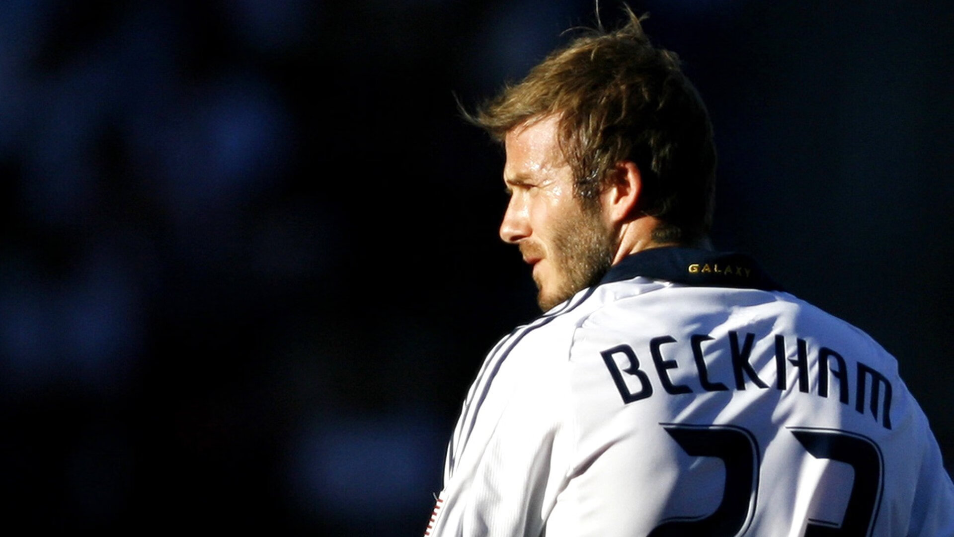 “战术揭秘：湖人队成功封锁对手核心”，湖人队封面